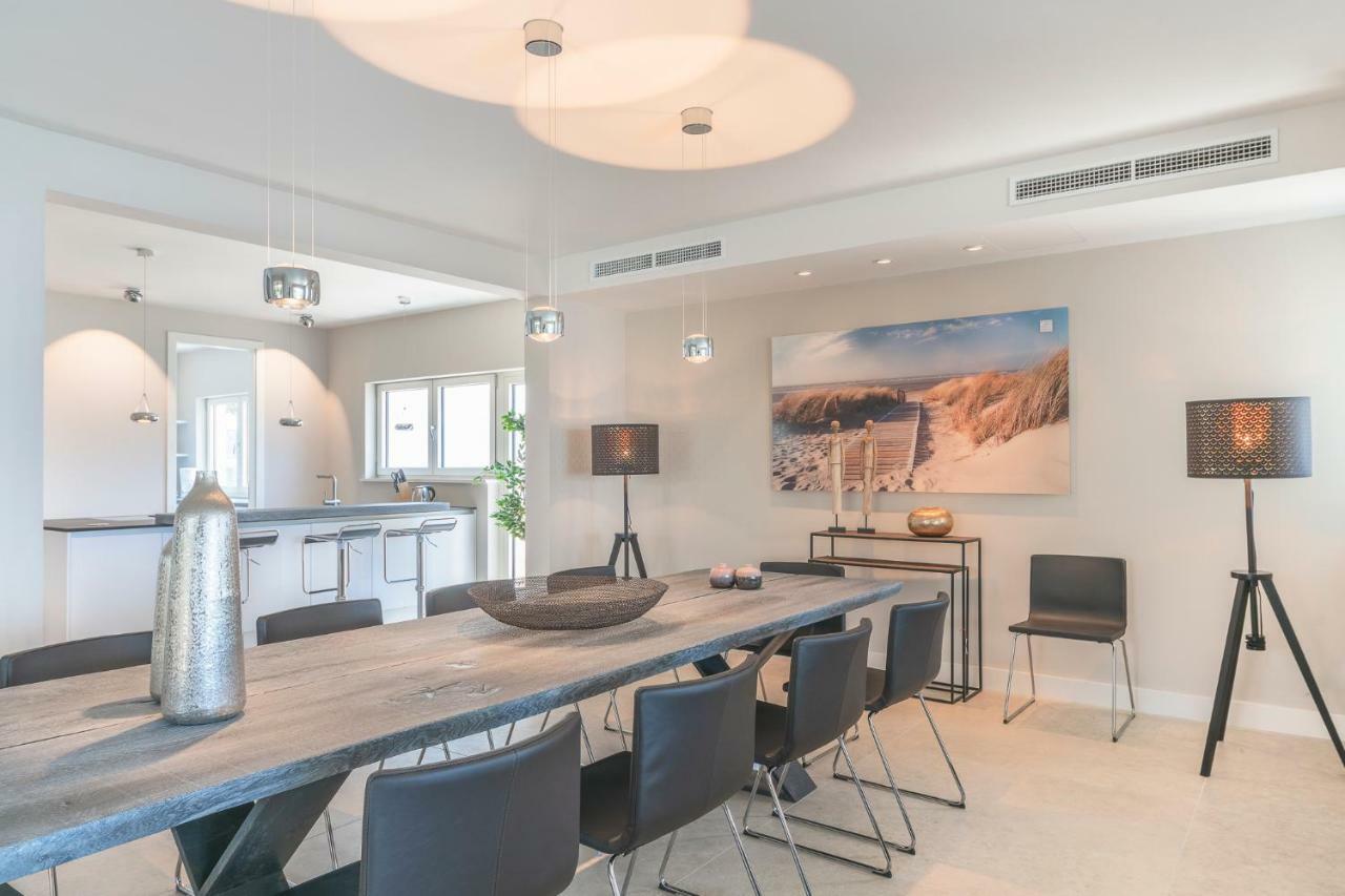 Villa Luna, Exclusiva Con Vistas Y Acceso Privado Al Mar En Zona Residencial Sa Torre