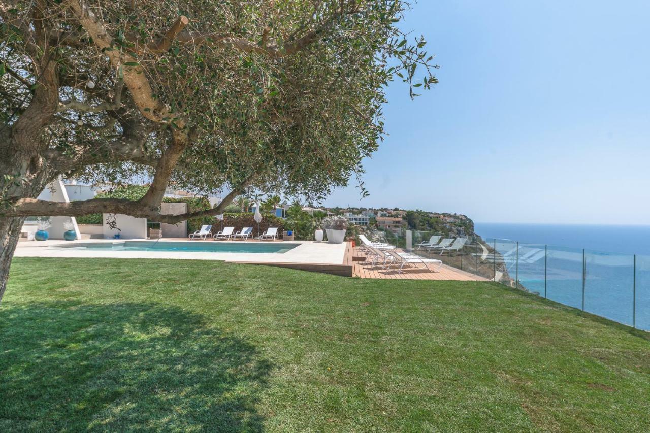 Luna, Exclusiva Con Vistas Y Acceso Privado Al Mar En Zona Residencial Villa *